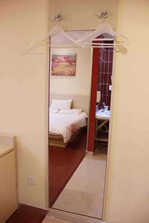 ฮั่นถิง โฮเทล เซี่ยงไฮ้ จิ่นเฉียว หยางเกา จงโร้ด Hotel ภายนอก รูปภาพ
